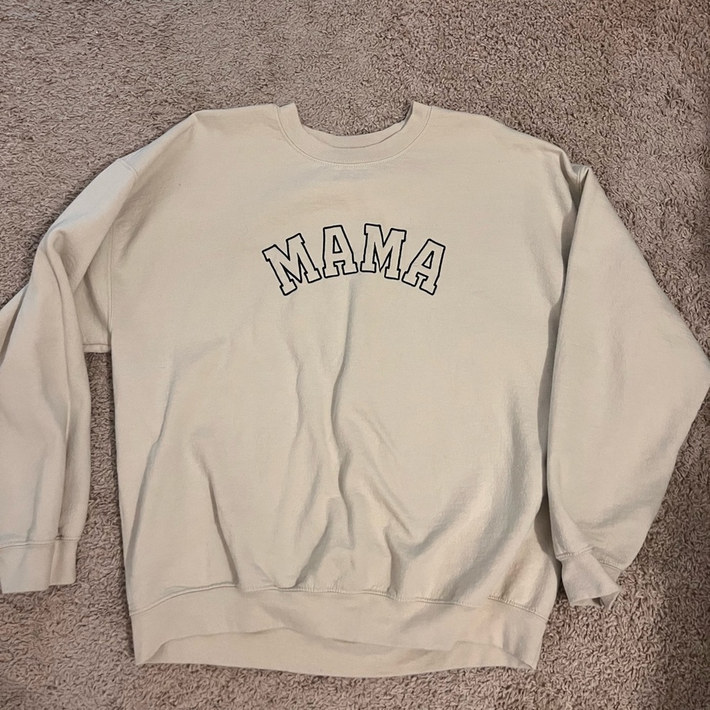 Embroidered Mama sweatshirt